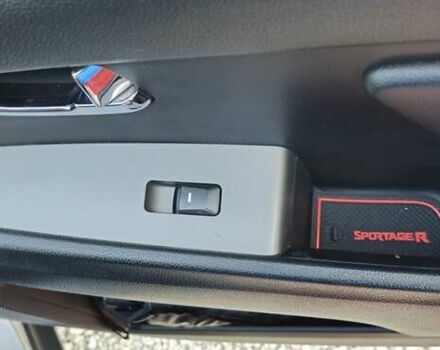 Сірий Кіа Sportage, об'ємом двигуна 2 л та пробігом 208 тис. км за 14800 $, фото 19 на Automoto.ua
