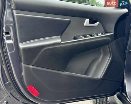 Серый Киа Sportage, объемом двигателя 2 л и пробегом 266 тыс. км за 15600 $, фото 32 на Automoto.ua