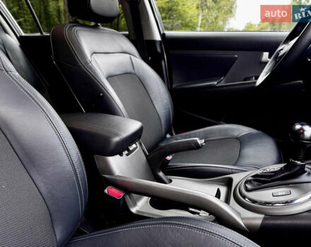 Серый Киа Sportage, объемом двигателя 2 л и пробегом 266 тыс. км за 15600 $, фото 50 на Automoto.ua