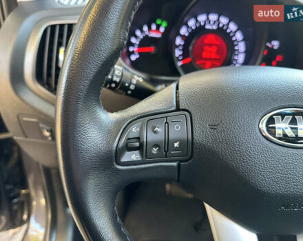 Серый Киа Sportage, объемом двигателя 2 л и пробегом 197 тыс. км за 14599 $, фото 132 на Automoto.ua