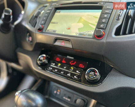 Серый Киа Sportage, объемом двигателя 2 л и пробегом 197 тыс. км за 14599 $, фото 104 на Automoto.ua