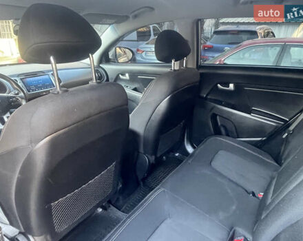 Серый Киа Sportage, объемом двигателя 2 л и пробегом 120 тыс. км за 13700 $, фото 10 на Automoto.ua