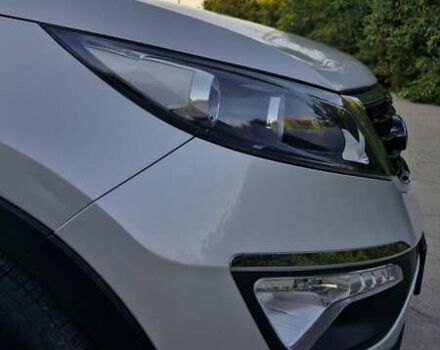 Сірий Кіа Sportage, об'ємом двигуна 1.7 л та пробігом 188 тис. км за 13200 $, фото 16 на Automoto.ua