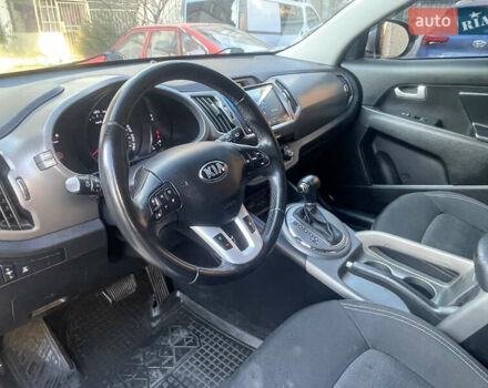 Серый Киа Sportage, объемом двигателя 2 л и пробегом 120 тыс. км за 13700 $, фото 8 на Automoto.ua