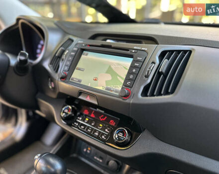 Серый Киа Sportage, объемом двигателя 2 л и пробегом 197 тыс. км за 14599 $, фото 103 на Automoto.ua