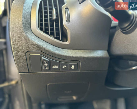 Серый Киа Sportage, объемом двигателя 2 л и пробегом 197 тыс. км за 14599 $, фото 119 на Automoto.ua