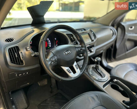 Серый Киа Sportage, объемом двигателя 2 л и пробегом 197 тыс. км за 14599 $, фото 116 на Automoto.ua