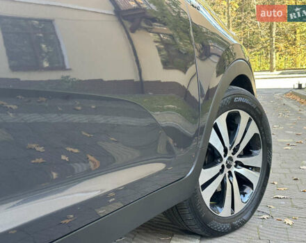 Серый Киа Sportage, объемом двигателя 2 л и пробегом 197 тыс. км за 14599 $, фото 70 на Automoto.ua