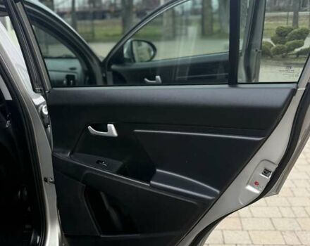 Серый Киа Sportage, объемом двигателя 1.6 л и пробегом 110 тыс. км за 11999 $, фото 41 на Automoto.ua