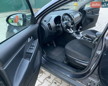 Сірий Кіа Sportage, об'ємом двигуна 1.7 л та пробігом 275 тис. км за 13000 $, фото 1 на Automoto.ua