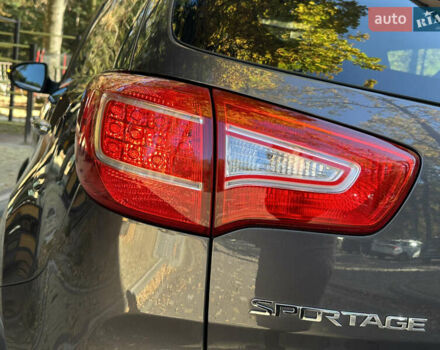 Серый Киа Sportage, объемом двигателя 2 л и пробегом 197 тыс. км за 14599 $, фото 93 на Automoto.ua
