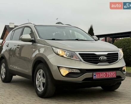 Серый Киа Sportage, объемом двигателя 1.6 л и пробегом 110 тыс. км за 11999 $, фото 1 на Automoto.ua