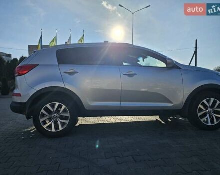 Серый Киа Sportage, объемом двигателя 2.36 л и пробегом 140 тыс. км за 12000 $, фото 5 на Automoto.ua