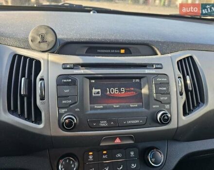 Серый Киа Sportage, объемом двигателя 2.36 л и пробегом 140 тыс. км за 12000 $, фото 9 на Automoto.ua