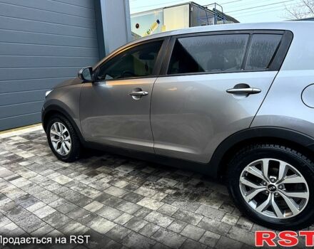Серый Киа Sportage, объемом двигателя 2.4 л и пробегом 162 тыс. км за 12800 $, фото 7 на Automoto.ua