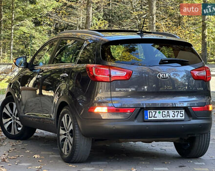 Серый Киа Sportage, объемом двигателя 2 л и пробегом 197 тыс. км за 14599 $, фото 3 на Automoto.ua