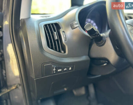 Серый Киа Sportage, объемом двигателя 2 л и пробегом 197 тыс. км за 14599 $, фото 118 на Automoto.ua