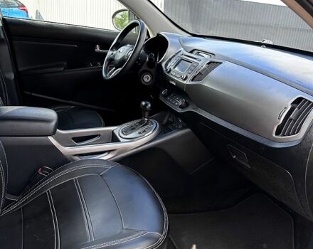 Серый Киа Sportage, объемом двигателя 2.4 л и пробегом 175 тыс. км за 12300 $, фото 4 на Automoto.ua