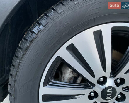 Сірий Кіа Sportage, об'ємом двигуна 1.7 л та пробігом 275 тис. км за 13000 $, фото 17 на Automoto.ua
