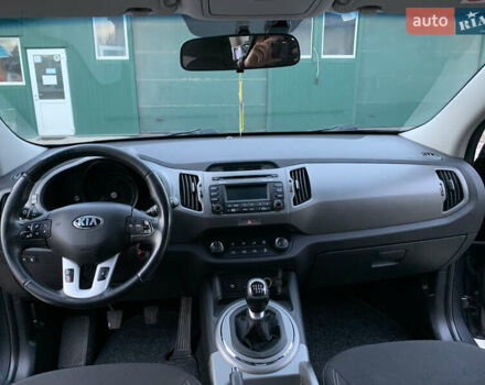 Сірий Кіа Sportage, об'ємом двигуна 1.7 л та пробігом 275 тис. км за 13000 $, фото 2 на Automoto.ua