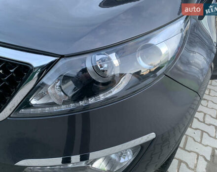 Сірий Кіа Sportage, об'ємом двигуна 1.7 л та пробігом 275 тис. км за 13000 $, фото 26 на Automoto.ua