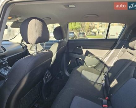 Серый Киа Sportage, объемом двигателя 2.36 л и пробегом 140 тыс. км за 12000 $, фото 13 на Automoto.ua