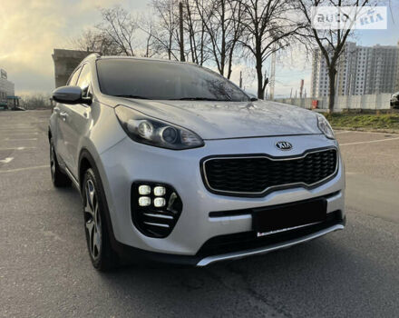 Серый Киа Sportage, объемом двигателя 2 л и пробегом 176 тыс. км за 20490 $, фото 2 на Automoto.ua