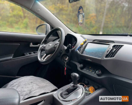 Сірий Кіа Sportage, об'ємом двигуна 2.4 л та пробігом 137 тис. км за 13600 $, фото 11 на Automoto.ua