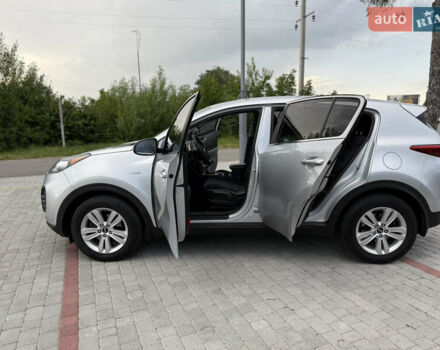Серый Киа Sportage, объемом двигателя 2.4 л и пробегом 121 тыс. км за 13700 $, фото 49 на Automoto.ua