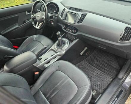 Серый Киа Sportage, объемом двигателя 1.6 л и пробегом 168 тыс. км за 12200 $, фото 8 на Automoto.ua