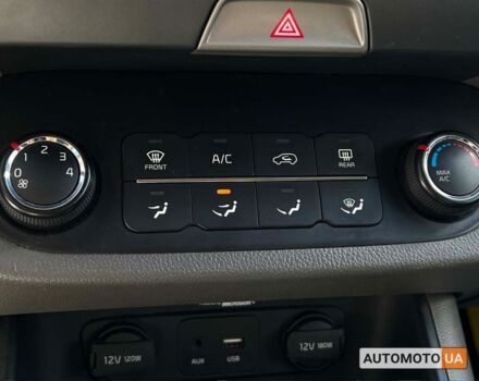 Сірий Кіа Sportage, об'ємом двигуна 2.4 л та пробігом 147 тис. км за 14700 $, фото 14 на Automoto.ua