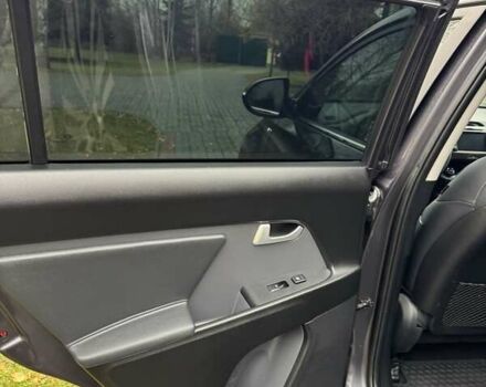 Серый Киа Sportage, объемом двигателя 2 л и пробегом 157 тыс. км за 17200 $, фото 45 на Automoto.ua