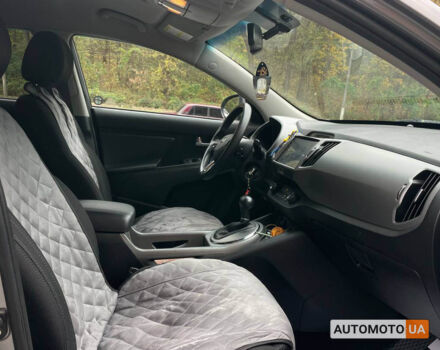 Сірий Кіа Sportage, об'ємом двигуна 2.4 л та пробігом 137 тис. км за 13600 $, фото 12 на Automoto.ua