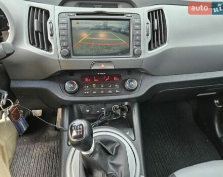 Серый Киа Sportage, объемом двигателя 1.6 л и пробегом 126 тыс. км за 12800 $, фото 3 на Automoto.ua