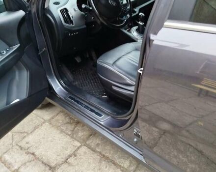 Серый Киа Sportage, объемом двигателя 1.6 л и пробегом 187 тыс. км за 12600 $, фото 4 на Automoto.ua