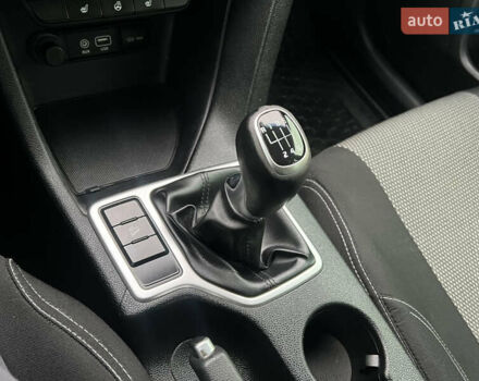 Сірий Кіа Sportage, об'ємом двигуна 1.7 л та пробігом 125 тис. км за 14750 $, фото 64 на Automoto.ua