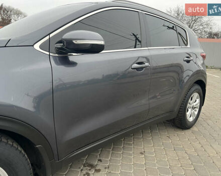 Сірий Кіа Sportage, об'ємом двигуна 1.7 л та пробігом 125 тис. км за 14750 $, фото 21 на Automoto.ua