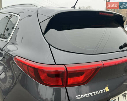 Сірий Кіа Sportage, об'ємом двигуна 1.7 л та пробігом 125 тис. км за 14750 $, фото 28 на Automoto.ua