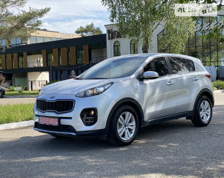 Серый Киа Sportage, объемом двигателя 2 л и пробегом 104 тыс. км за 18900 $, фото 4 на Automoto.ua