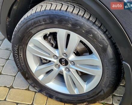 Серый Киа Sportage, объемом двигателя 2 л и пробегом 117 тыс. км за 17800 $, фото 16 на Automoto.ua