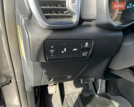 Серый Киа Sportage, объемом двигателя 2 л и пробегом 155 тыс. км за 17400 $, фото 15 на Automoto.ua