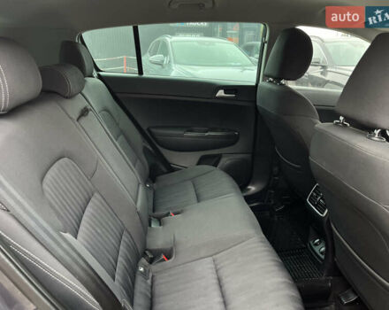 Серый Киа Sportage, объемом двигателя 1.7 л и пробегом 124 тыс. км за 16350 $, фото 18 на Automoto.ua