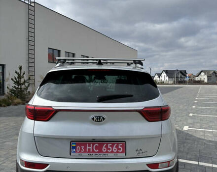 Серый Киа Sportage, объемом двигателя 2 л и пробегом 243 тыс. км за 22000 $, фото 8 на Automoto.ua