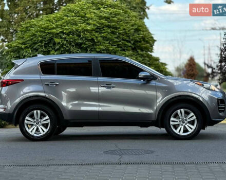 Серый Киа Sportage, объемом двигателя 2.4 л и пробегом 128 тыс. км за 13499 $, фото 5 на Automoto.ua
