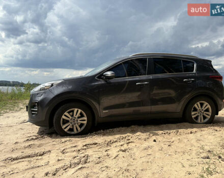 Серый Киа Sportage, объемом двигателя 2 л и пробегом 190 тыс. км за 19000 $, фото 8 на Automoto.ua