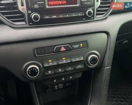Сірий Кіа Sportage, об'ємом двигуна 1.7 л та пробігом 125 тис. км за 14750 $, фото 63 на Automoto.ua