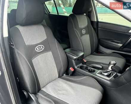 Сірий Кіа Sportage, об'ємом двигуна 1.7 л та пробігом 125 тис. км за 14750 $, фото 78 на Automoto.ua