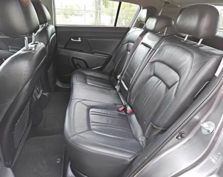 Сірий Кіа Sportage, об'ємом двигуна 2.4 л та пробігом 76 тис. км за 5000 $, фото 10 на Automoto.ua
