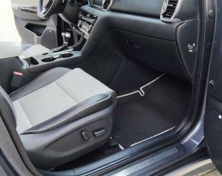 Серый Киа Sportage, объемом двигателя 2 л и пробегом 188 тыс. км за 18300 $, фото 33 на Automoto.ua