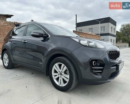 Серый Киа Sportage, объемом двигателя 2 л и пробегом 170 тыс. км за 18000 $, фото 3 на Automoto.ua